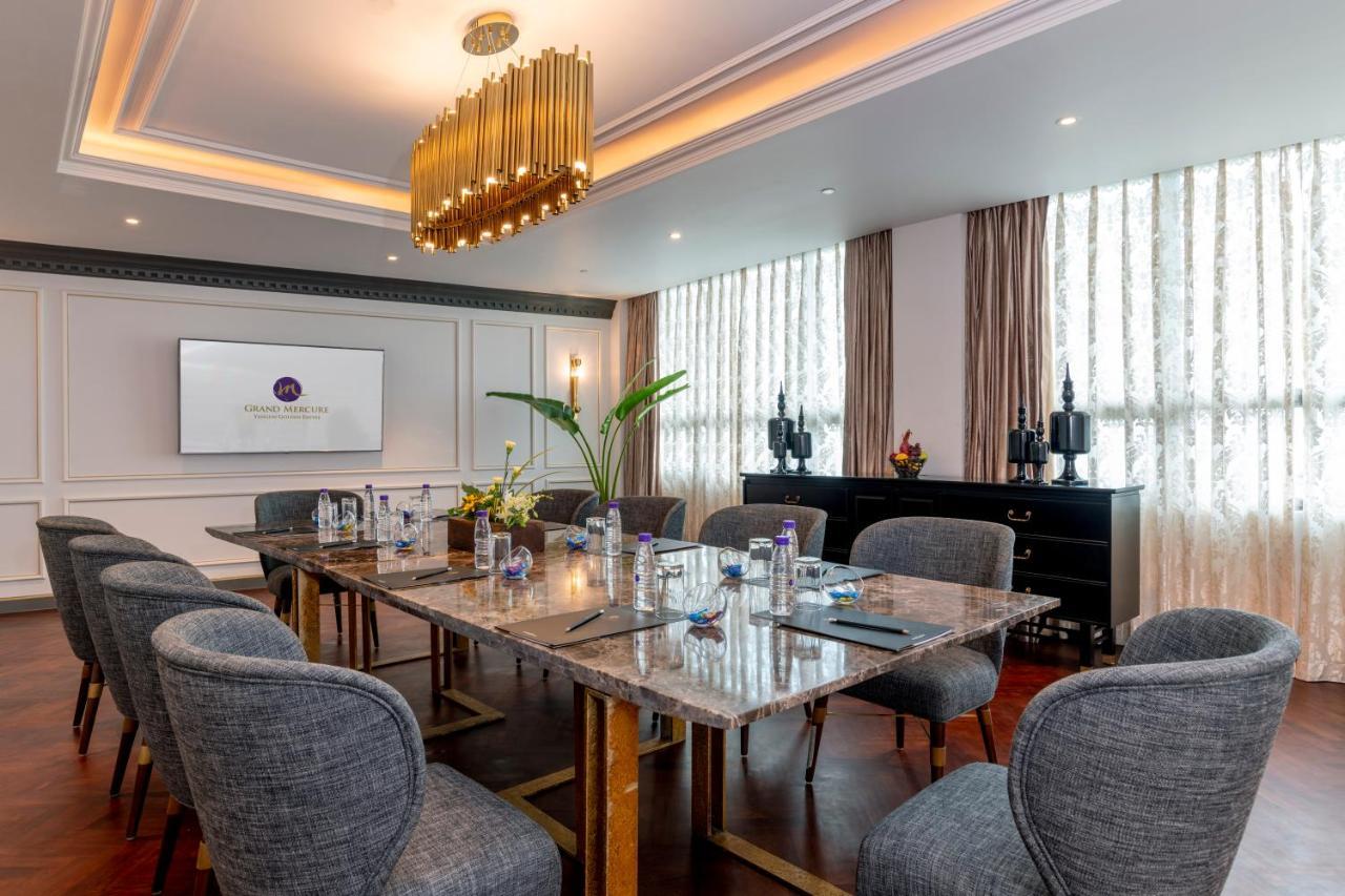 Grand Mercure Yangon Golden Empire Exterior foto